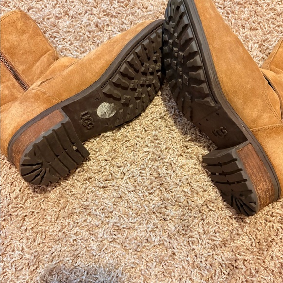 UGG Tan Shearling Boots with Buckle - Picture 5 of 6